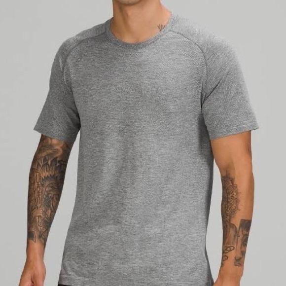 SOLD lululemon Men’s Training Metal Vent Tech Short Sleeve Shirt 2.0 - Picture 1 of 6